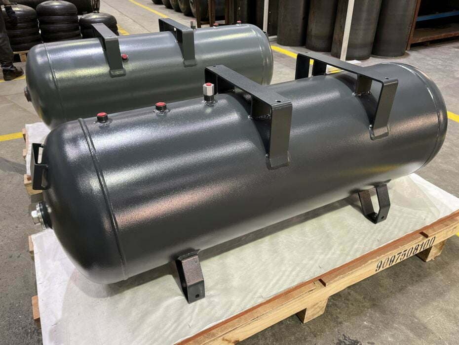 Industrial Valves, High Pressure Vessels & Receiver Tanks view 1